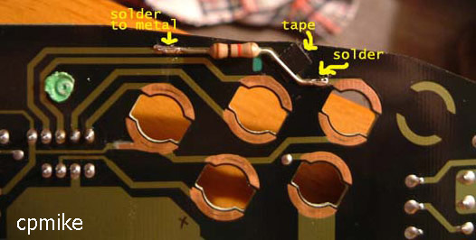 13-resistor-soldered-on.jpg (39536 bytes)